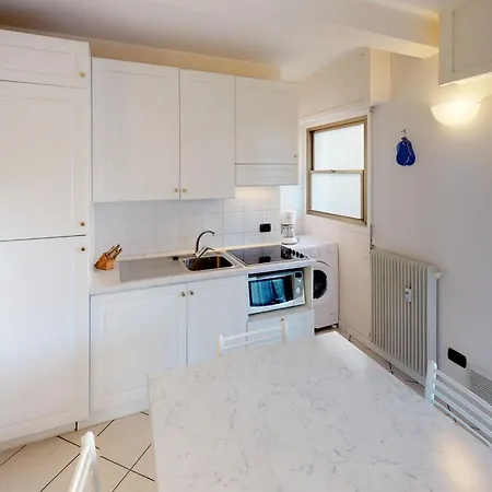 Διαμέρισμα 2p Calme Avec Terrasse Et Garage Prive A - Fr-1-196-210 Μεντόν