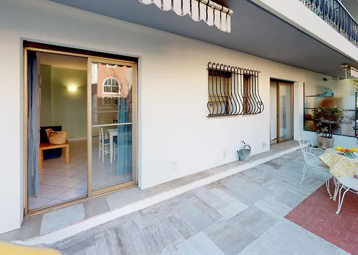 2p Avec Terrasse, Garage Privé, Proche Centre Et Plages De - Fr-1-196-210 Apartamento